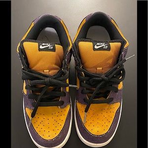 Nike SB dunk low size 10.5 Goofy Boy